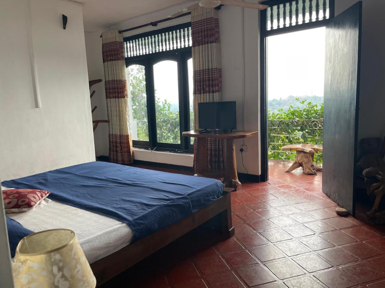 Kandy Gem Inn Blue Hotel Exterior photo